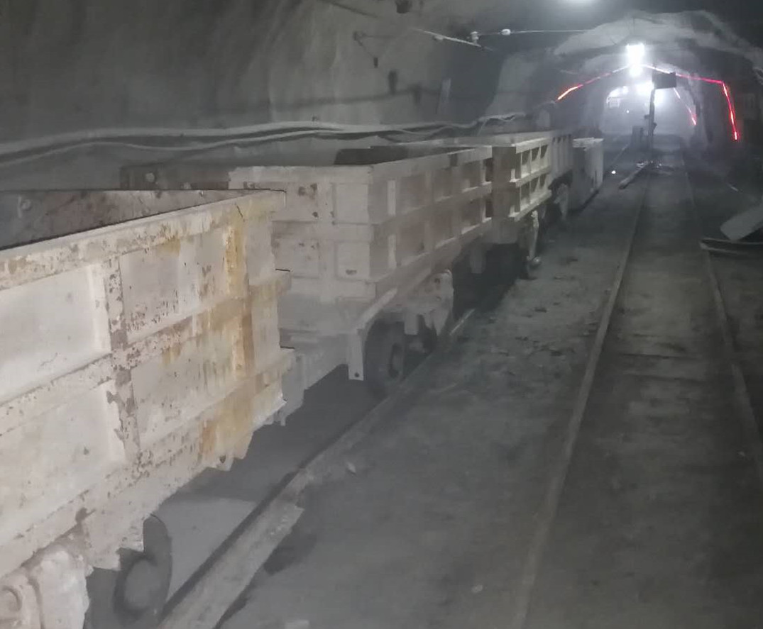 1601261554303959.jpg 2020428165738127376.jpg