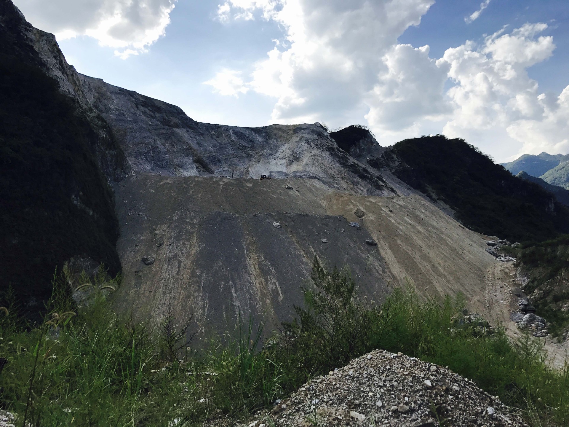 1644461668843315.jpg 9d77d9ed49290d9_size944_w4032_h3024.jpg